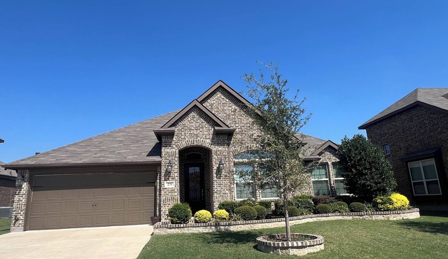 Charming 3-bedroom house with Dedicated Office & WiFi in awesome Justin