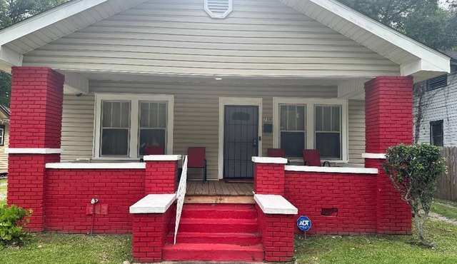 Charming 3-bedroom house with AC and WiFi in welcoming Mobile