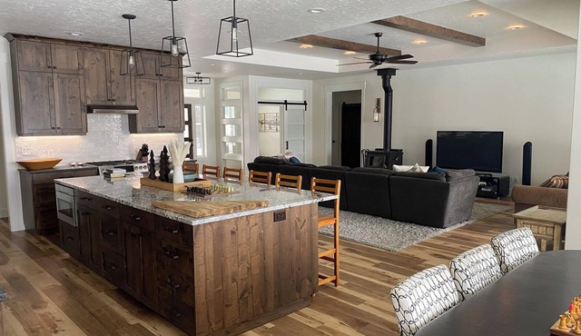 Charming 3-bedroom house with WiFi in Nampa.