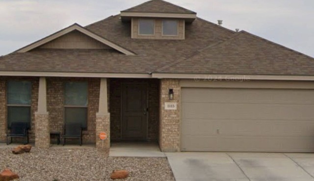 Charming 3-bedroom house in very quiet new neighborhood.