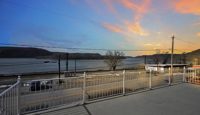 Charming 3-bedroom house in delightful Pequea with AC, WiFi