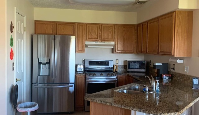 Charming 3-bedroom house between Seguin and New Braunfels - includes RV Hookups
