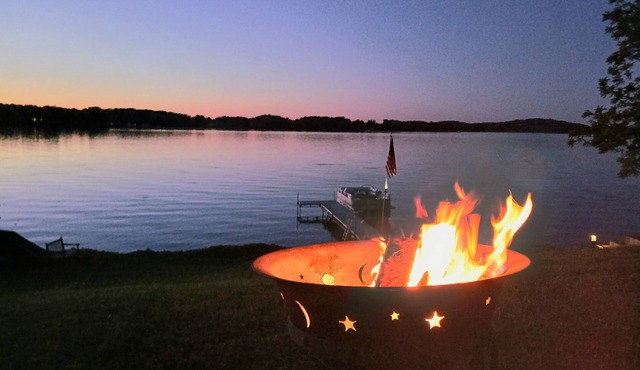 Charming 3 bedroom Lake Home on 1 acre is perfect for your family getaway!