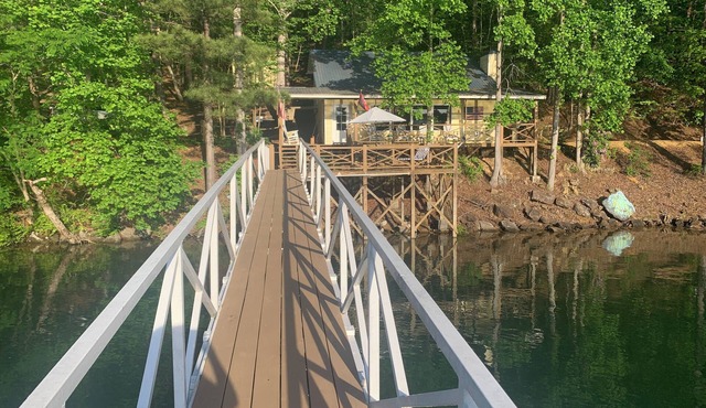 Charming 3 bedroom Lakefront Cabin only a few steps to the lake! NO PETS!
