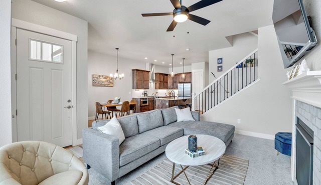 Charming 3-bedroom townhome in delightful Berthoud in the TPC Community