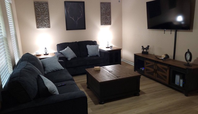 Charming 3-bedroom house with AC, WiFi in welcoming Blytheville.