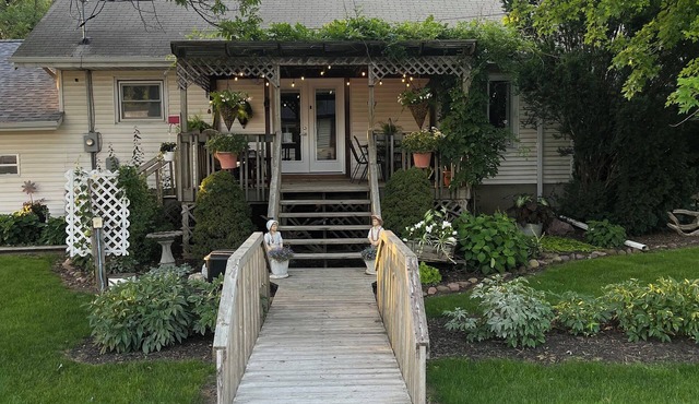 Charming 3-bedroom house in Decatur City, Minutes from Little River Lake.