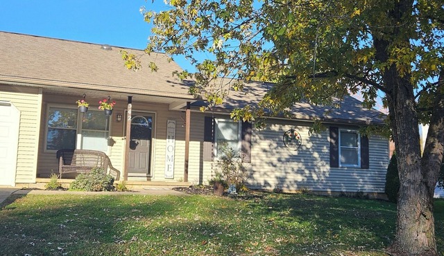 Charming 3-bedroom home Fence for Pets 6 miles to IU
