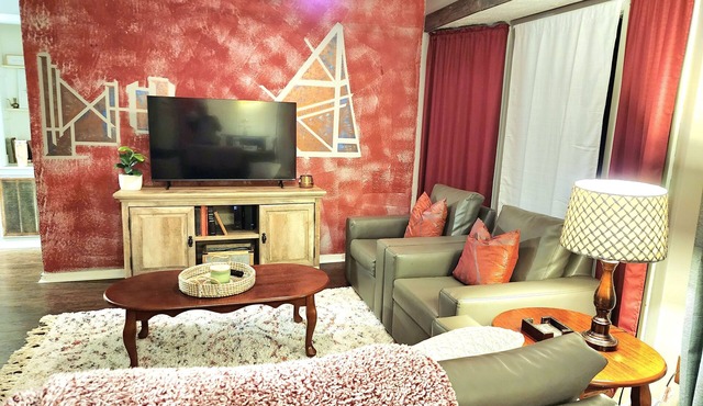 "Charming 3-Bedroom Home with Private Gym in Prime Neighborhood!"