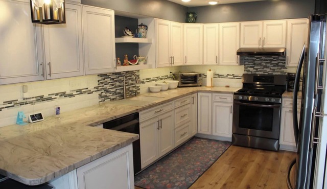 Charming 3-Bedroom Home in Greencastle – 2 blocks from DePauw University campus.