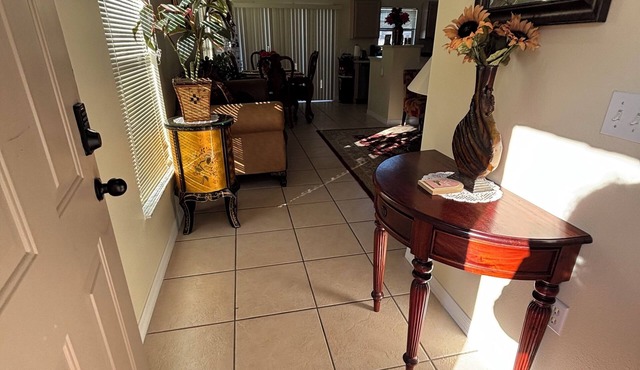 Charming 3-bedroom house in Southern Dunes with enclosed private pool