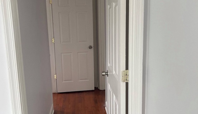 Charming 3-bedroom retreat in a quiet neighborhood close to everything