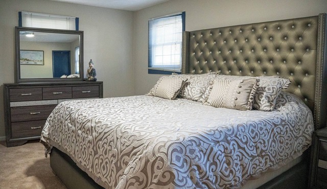 Charming 3 Bedrooms with Spacious Living and Convenient Location to Shopping & Interstate