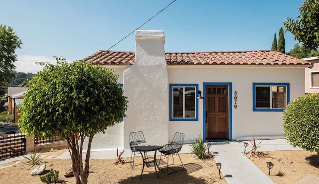 Charming 3-bedroom, 2 bathroom apartment in Eagle Rock CA