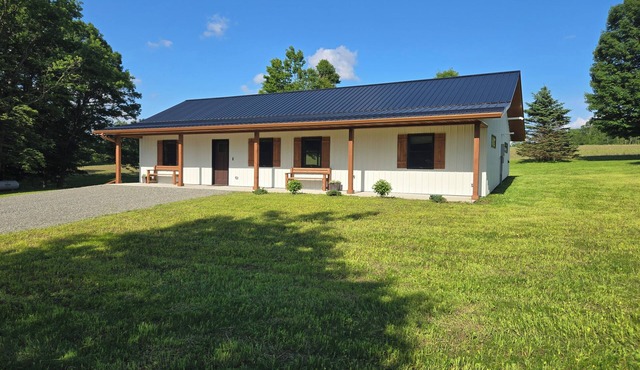 Charming 3-bedroom house in Neillsville with WiFi, AC and on ATV trails