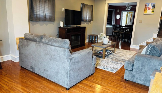 Charming 3-bedroom house in enjoyable Philadelphia with WiFi