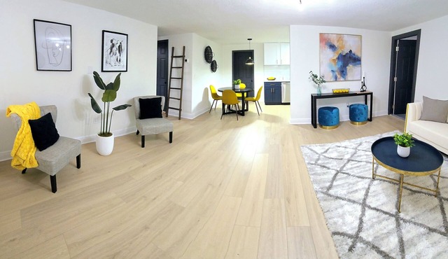 Charming 3-bedroom, completely remodel house in the heart of Port Richey