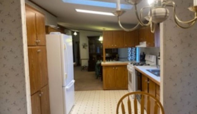 Charming 3-bedroom mobile home with AC, WiFi in peaceful Prattsville