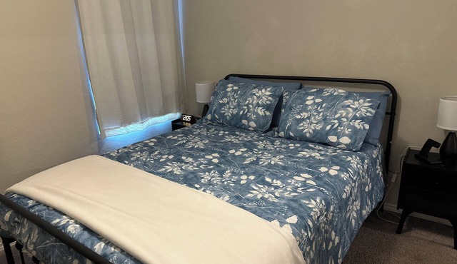 Charming 3-bedroom house in delightful San Antonio with AC