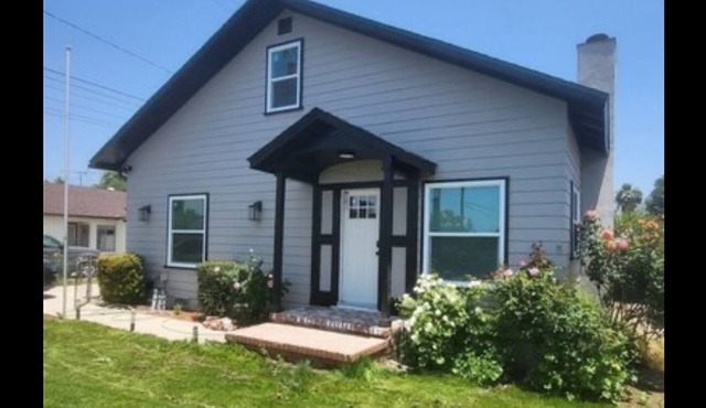 Charming 3-bedroom house with AC, WiFi in beautiful San Fernando
