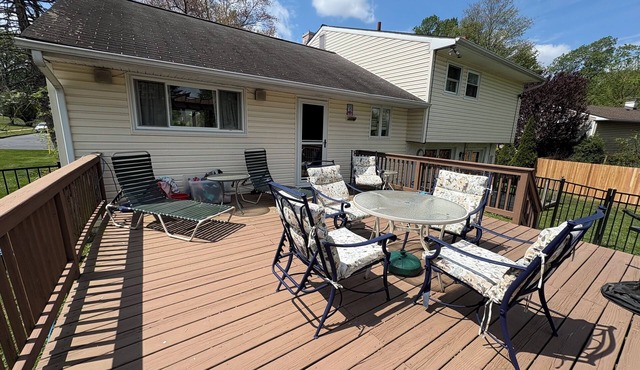 Charming 3-bedroom house in Pleasant Willow Grove with AC, WiFi