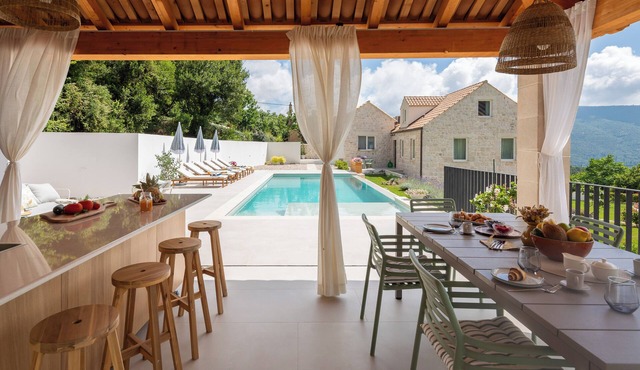 Charming 3-bedroom Villa Emelie with fitness room, sauna and private pool