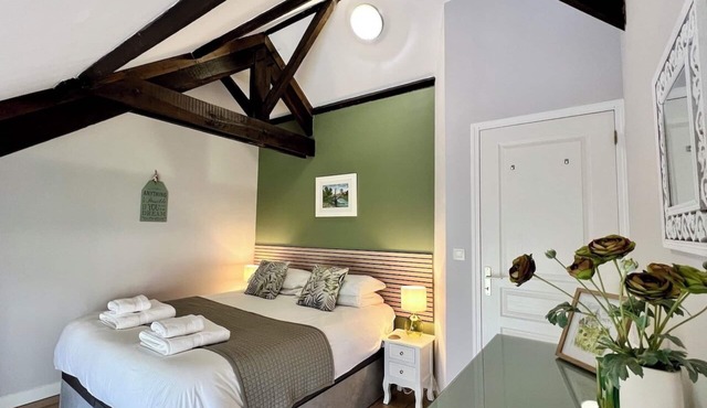 Charming 3★ Riverside Gîte in Léhon, Dinan | Pet-Friendly & Family-Friendly