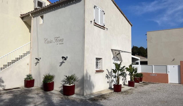 Charming 3-room villa in independent house