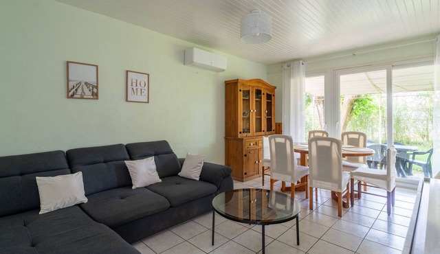 Charming 3-Star House in Mimizan: Close to Ocean, Sleeps 8, WiFi, Garden, Near Activities