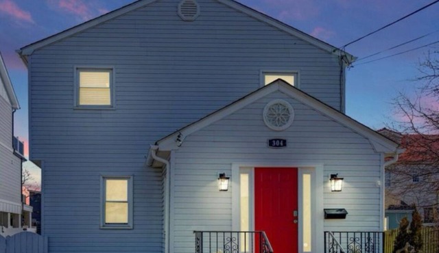 Charming 3 Blocks from Point Pleasant Beach and boardwalk 5BR 3Bath Sleeps 15