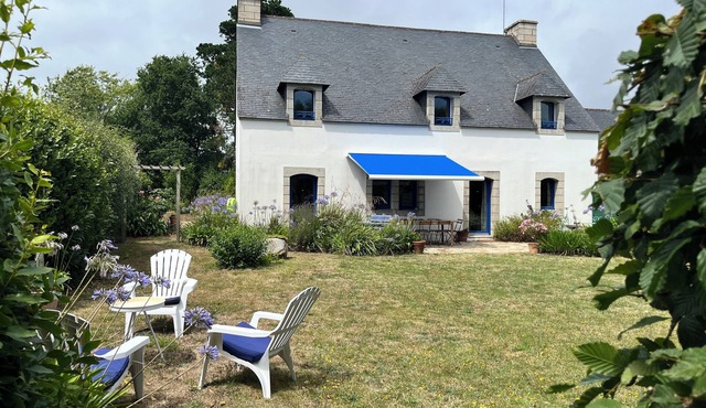 Charming 3* villa for 10 people, 10-minute walk from the beach. 2 suites, 2 bedrooms, 3 bathrooms