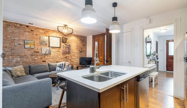 Charming 3BD Townhome at the Heart of Montreal