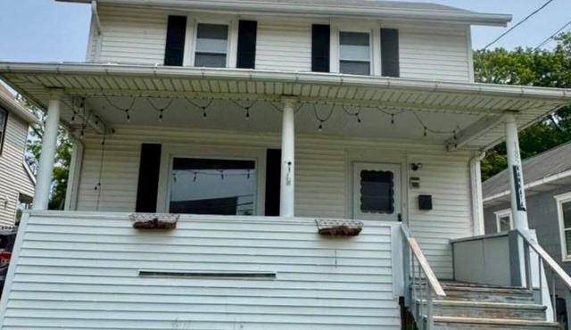 Charming 3Bedroom Home Comfort & Space for the Whole Family Near BinghUniversity