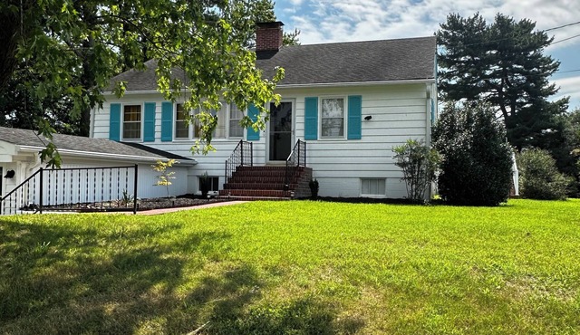Charming 3BR/1.5BA Home in Walkable Location - Close to Downtown Onancock, VA