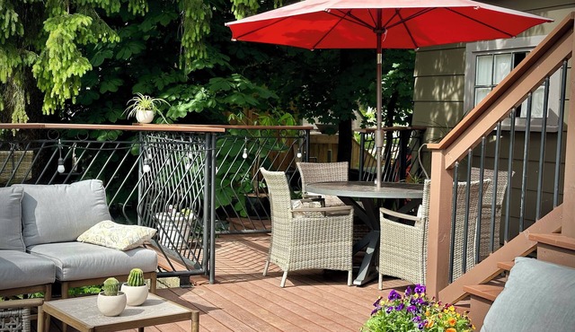 Charming 3BR Heritage Home Near Downtown Fergus & Elora
