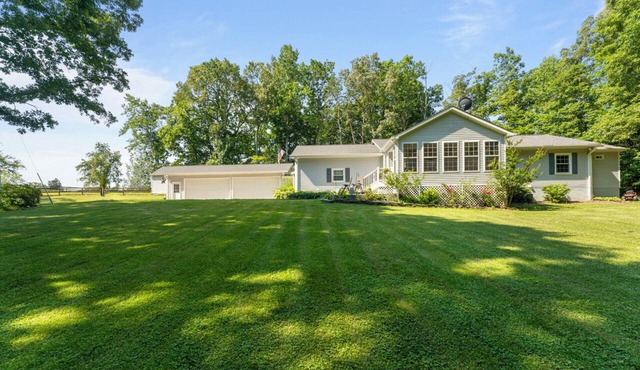 Charming 3BR Home in Scenic Fredericksburg AC & Comfort