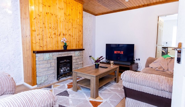 Charming 3BR House - Perfect for Group Stays