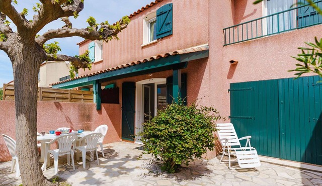 Charming 3BR House Near Grazel Beach with WiFi, Terrace & BBQ – Sleeps 6, Pets Welcome!