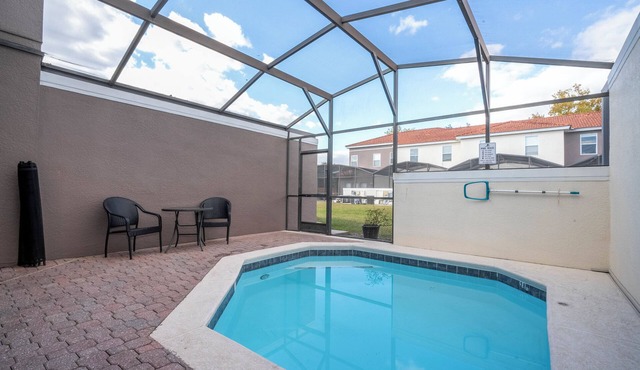 Charming 3BR Resort Townhome with Pool, BBQ Area & Great Location