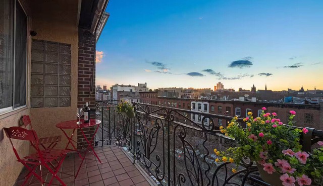 Charming 3BR Retreat w/Terrace – Mins to NYC