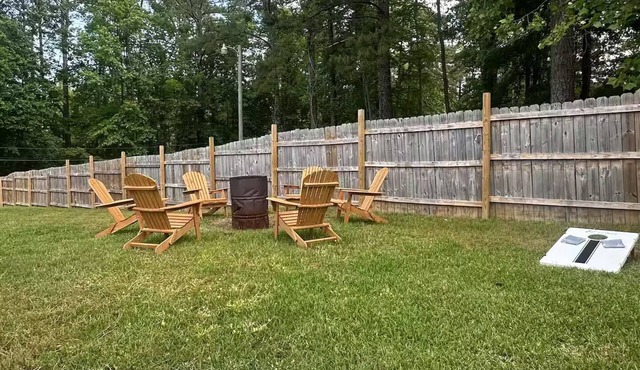 Charming 3BR Summerville Home with AC, Fire Pit, BBQ & Relaxing Outdoor Space