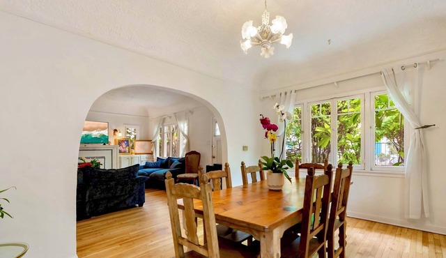 Charming 4+2 House in Heart of Santa Monica, walk 2 Beach, Main St, Venice &More
