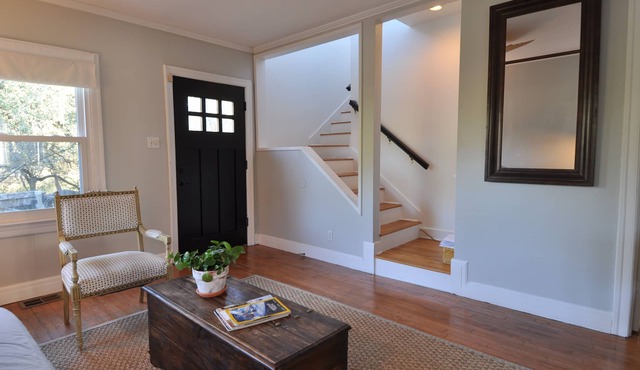 Charming 4/2 Travis Heights Austin (~SoCo~) Monthly Long Term Furnished Rental