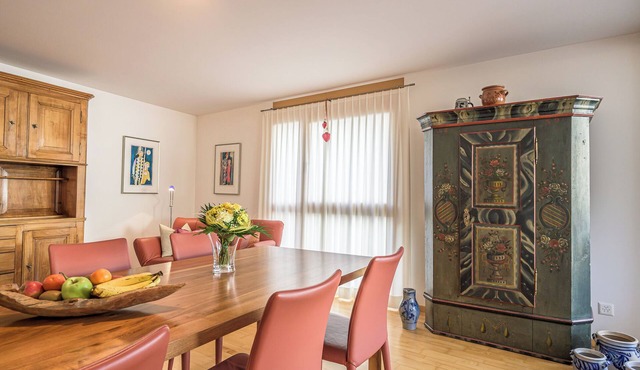 Charming 4.5 room apartment with 96sqm located in an apartment building in Flims