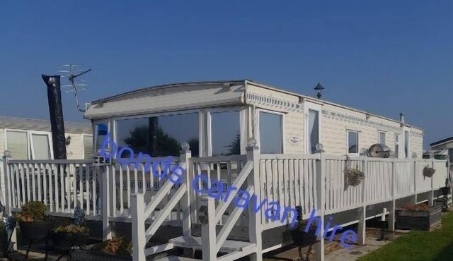 Charming 4-Bedroom 8 berth caravan in Skegness