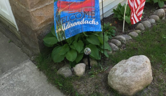 Charming 4-bedroom cottage in Star Lake with WiFi