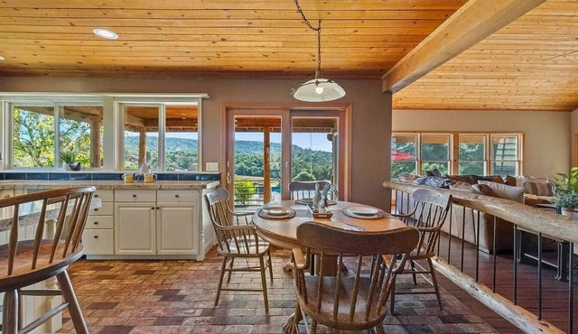 Charming 4-bedroom country house with AC and WiFi in delightful Sonora.