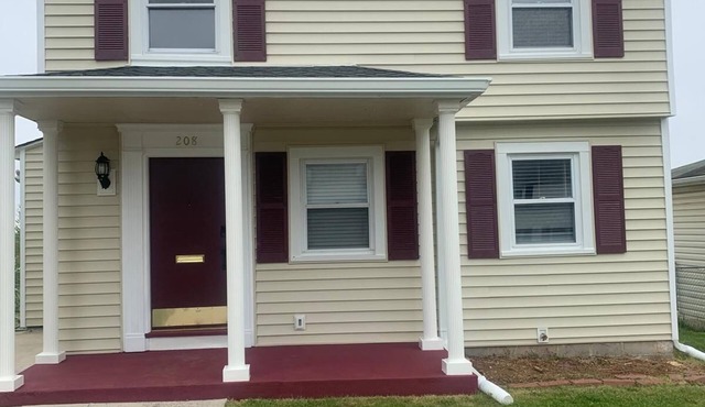 Charming 4-bedroom house with AC and WiFi in enchanting Hagerstown