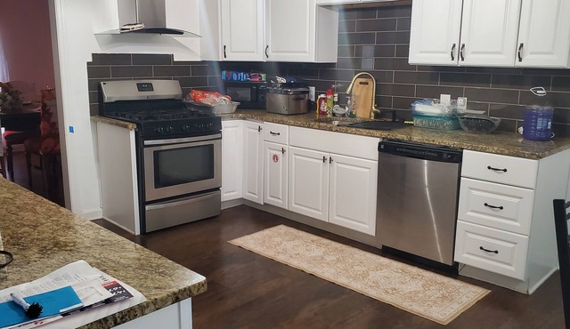 Charming 4-bedroom house with AC and WiFi in marvelous Charlotte