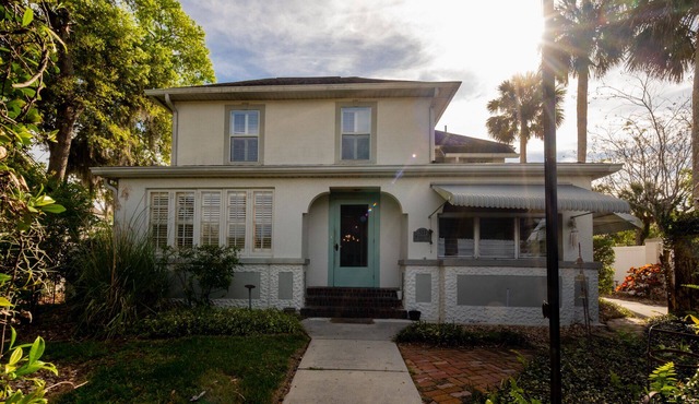Charming 4-bedroom home in welcoming Eustis with WiFi, AC